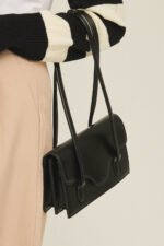 Cara Square Shoulder Bag - Image 4
